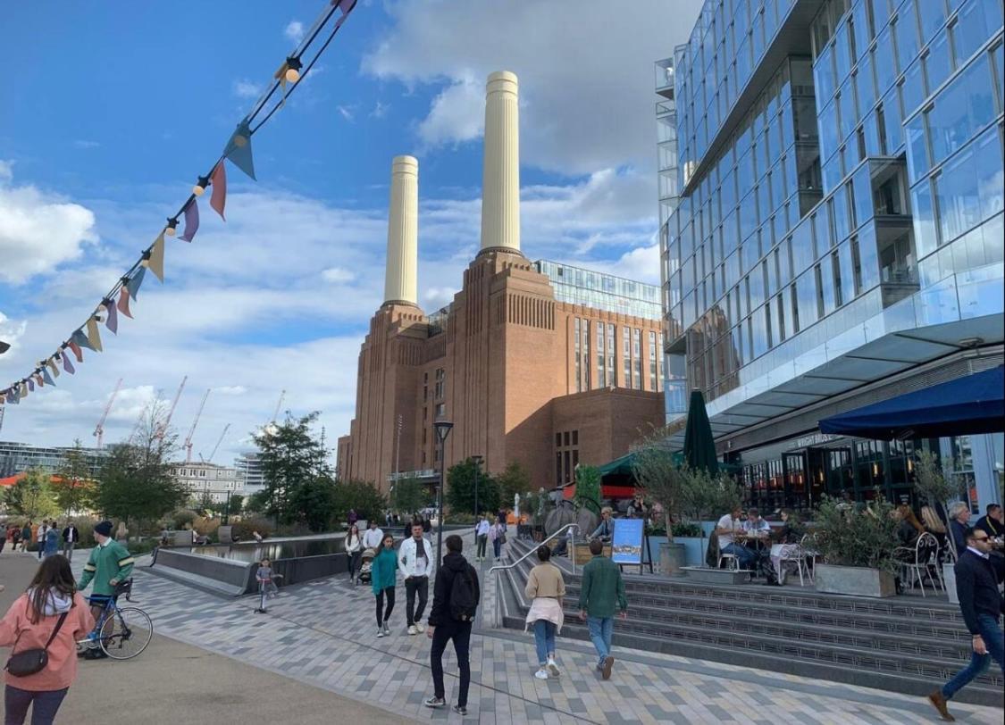 Central Location! Double Bedroom 2 Mins Walk From Battersea Power Underground Station! Лондон Екстер'єр фото